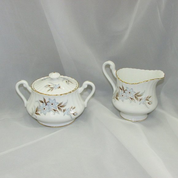 ROYAL STANDARD DAWN CREAMER & SUGAR BOWL SET FINE BONE CHINA England - Picture 2 of 5